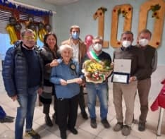 CASTELLAMONTE - «Domenica Romana» in festa per i 100 anni di Elvira Camerlo - FOTO