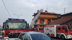 SAN COLOMBANO - Incendio in una casa: intervento dei pompieri