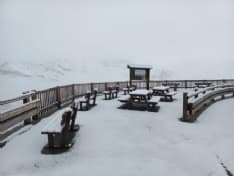 CERESOLE REALE - Prima nevicata della stagione: chiusa la strada tra il Serrù e il Nivolet - FOTO