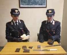 IVREA - Controlli antidroga dei carabinieri: un altro spacciatore arrestato in città - VIDEO