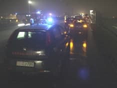 LEINI - Inseguimento dopo il furto: carabiniere ferito