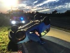 LUSIGLIE' - Si schianta e si ribalta sulla provinciale, ferita una ragazza di Cuorgnè - FOTO E VIDEO