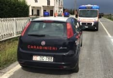 CHIAVERANO - Scopre i ladri in casa e viene picchiato: un uomo finisce in ospedale per le botte subite