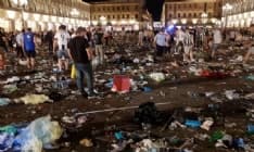 TERRORE IN PIAZZA SAN CARLO - Su Torino l'incubo risarcimenti: il comune non era assicurato