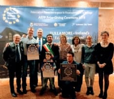 VALLE SOANA - Dopo i fiori, sotto con polenta e rutti: a Ingria non stanno mai fermi