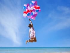 CELEBRAZIONI - Auguri a chi sogna ad occhi aperti