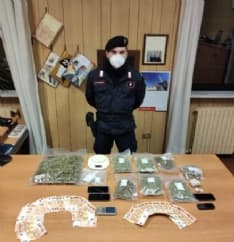 SAN MAURIZIO CANAVESE - Sequestro di 1,2 chili di super marijuana, tre arresti dei carabinieri - VIDEO