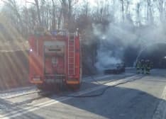 QUAGLIUZZO - Auto a fuoco: paura sulla pedemontana