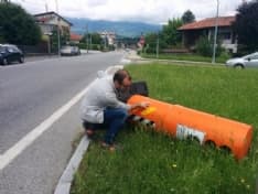 CASTELLAMONTE - Abbattuti i finti autovelox sulle strade