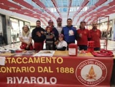 RIVAROLO - Il piccolo Loris ospite dei vigili del fuoco a «Grisulandia» - FOTO