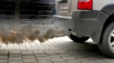 INQUINAMENTO - Cala lo smog: da domani tornano a circolare le auto diesel Euro 5 e benzina Euro 1