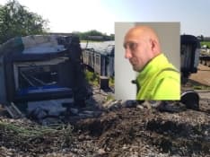 DISASTRO FERROVIARIO A CALUSO - «Il camion non doveva essere lì»: l'autista è l'unico indagato - VIDEO DELLO SCHIANTO