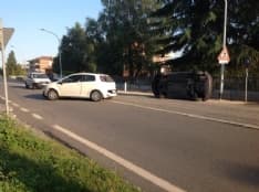 BUSANO - Incidente con tre auto coinvolte: due feriti - FOTO