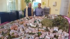 CASTELLAMONTE - La mostra di Rosario Carpino con il plastico della città - FOTO