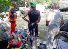 VALPRATO - Turista ferito dopo una caduta sulla riva del torrente Soana