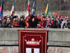 IN DIRETTA DAL CARNEVALE DI IVREA - La cerimonia della preda in Dora - FOTO e VIDEO