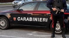 IVREA - Tenta di rubare 250 euro di profumi ma viene bloccata