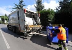 EPOREDIESE - Obbligo di sacchi arancioni per la spazzatura: così migliora la raccolta differenziata