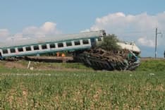 DISASTRO FERROVIARIO CALUSO - Esce dal coma la capotreno gravemente ferita