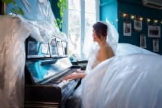 IVREA - La cantautrice Pamela Guglielmetti non si ferma mai: uscito il nuovo album «Cammino controvento»