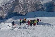 LOCANA - Il soccorso alpino salva una sciatrice ferita - FOTO