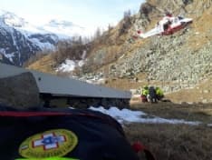 VALPRATO SOANA - Scivola sul sentiero di San Besso, turista francese salvato dal soccorso alpino