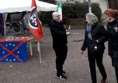 IVREA - CasaPound in piazza: «Non siamo spariti dopo le elezioni»
