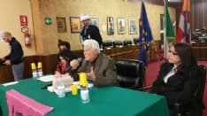 LEINI - Caselli ai cittadini: «La mafia è una pianta da potare»