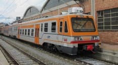 RIVAROLO - Il treno si rompe (di nuovo): 700 pendolari a piedi