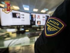 CASTELLAMONTE - Gestiva una rete di baby prostitute online: 35enne condannato a 15 anni di carcere dal tribunale di Ivrea