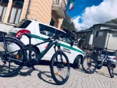 VALPRATO SOANA - Comune ecosostenibile: dipendenti con le bici elettriche in alternativa alle auto