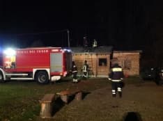 MEUGLIANO - Incendio chalet vicino al lago - VIDEO