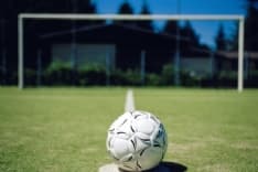 CASELLE - Violenta lite durante la partita di calcio under 12: un nonno è finito in ospedale