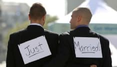 MATRIMONIO GAY NEGATO - La coppia si sposerà comunque in Canavese: Rivara e Valperga si fanno avanti