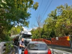 CASTELLAMONTE - Rubano la batteria del semaforo e il traffico va in tilt a causa del cantiere tra Campo e Muriaglio