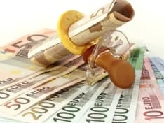 STRAMBINO - Giovane mamma di sei figli per un errore resta senza bonus bebè: «Non sappiamo più cosa fare. Aiutateci»