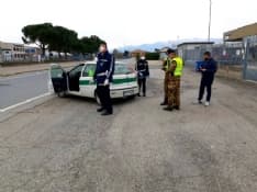 CANAVESE - Coronavirus, i droni pattugliano dall'alto: ancora troppa gente in giro - FOTO