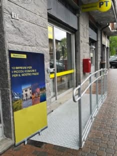 SAN GIUSTO - Abbattute le barriere architettoniche all'ufficio postale