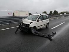 CANAVESE - Incidenti stradali per la pioggia: due feriti in autostrada - FOTO