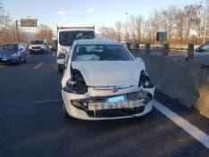 TORINO-CASELLE - Due incidenti stradali e tre feriti - FOTO