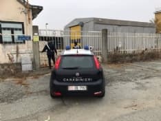 LEINI - Rubano batterie per 10 mila euro: arrestati due bosniaci