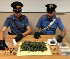 CASTELLAMONTE - Cocaina in auto e hashish a casa: arrestato un 34enne di Ivrea