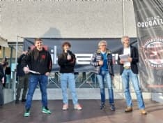 CHIVASSO - Maxischermo in piazza d'Armi per seguire Pecco Bagnaia nel gran premio di Valencia