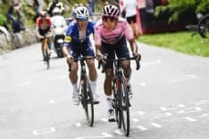 GIRO D'ITALIA - Yates attacca ma Egan Bernal si difende bene - FOTO