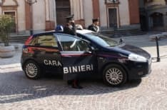 OZEGNA - Pistola clandestina in casa: un uomo arrestato