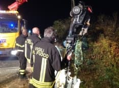 OZEGNA-RIVAROLO CANAVESE - Tragedia alla curva del Bogo: muore una ragazza di 18 anni e un ragazzo di 35 - VIDEO