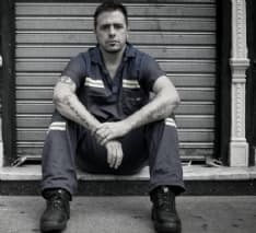 STORIE - Kike Ferrari, lo scrittore spazzino