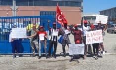 LEINI' - Lavoratrici a rischio licenziamento, scatta la protesta davanti ai cancelli dell'azienda - VIDEO