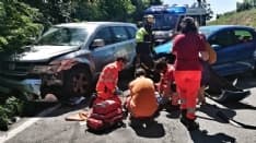 CALUSO - Incidente stradale sulla provinciale: cinque feriti