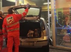 RIVAROLO - Sfonda la vetrina della sala giochi dopo aver litigato con la titolare: pensionato arrestato dai carabinieri - FOTO